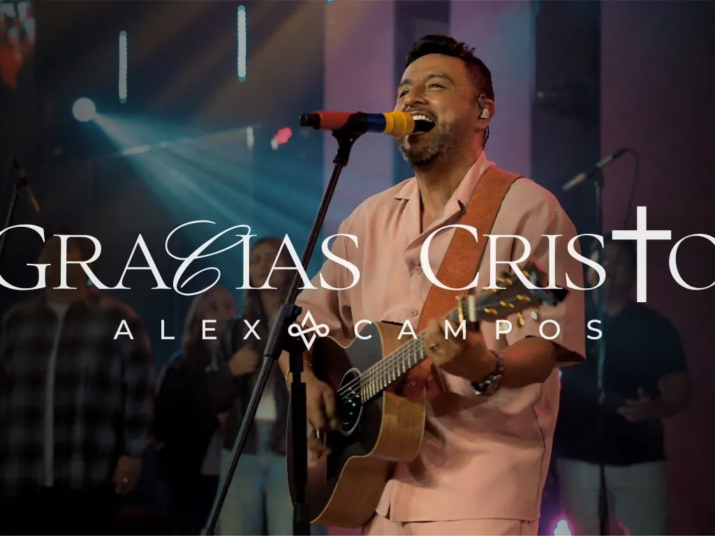 Alex Campos presentó Gracias Cristo